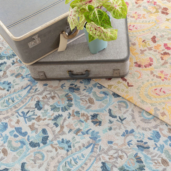 Dash and Albert Rugs Ines Paisley Hand Hooked Wool Beige/Pink/Yellow